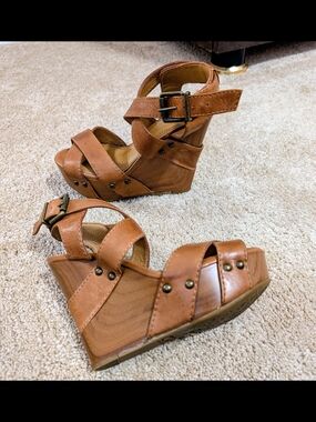 Gianni Bini Cognac Brown Strappy Wedge Sandals